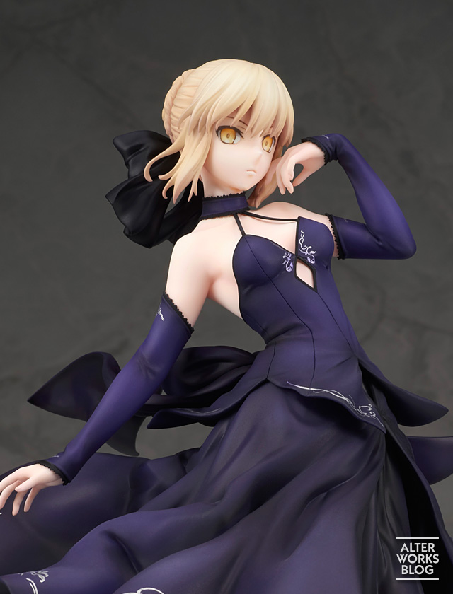 ALTER《Fate/Grand Order》 Saber Alter礼服Ver. 手办再贩开订