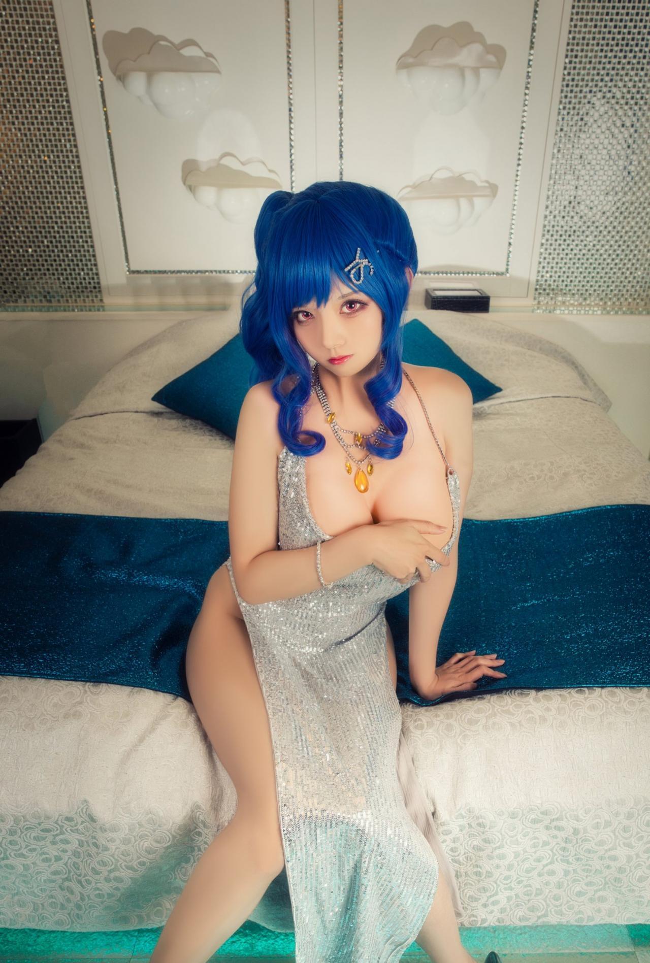 【Cosplay欣赏】11区美女《天海せな》写真集，妖娆妩媚性感可爱！