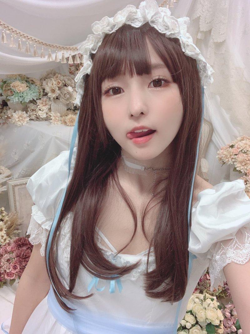 【Cosplay欣赏】岛国美女模特《あんにゅい》美照 身材曼妙肌肤嫩白！