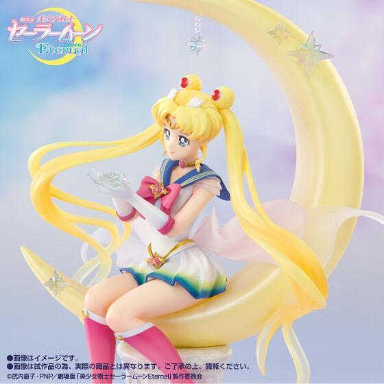 Figuarts Zero chouette《美少女战士Eternal》超级水手月亮-Bright Moon ＆ Legendary Silver Crystal- 手办！