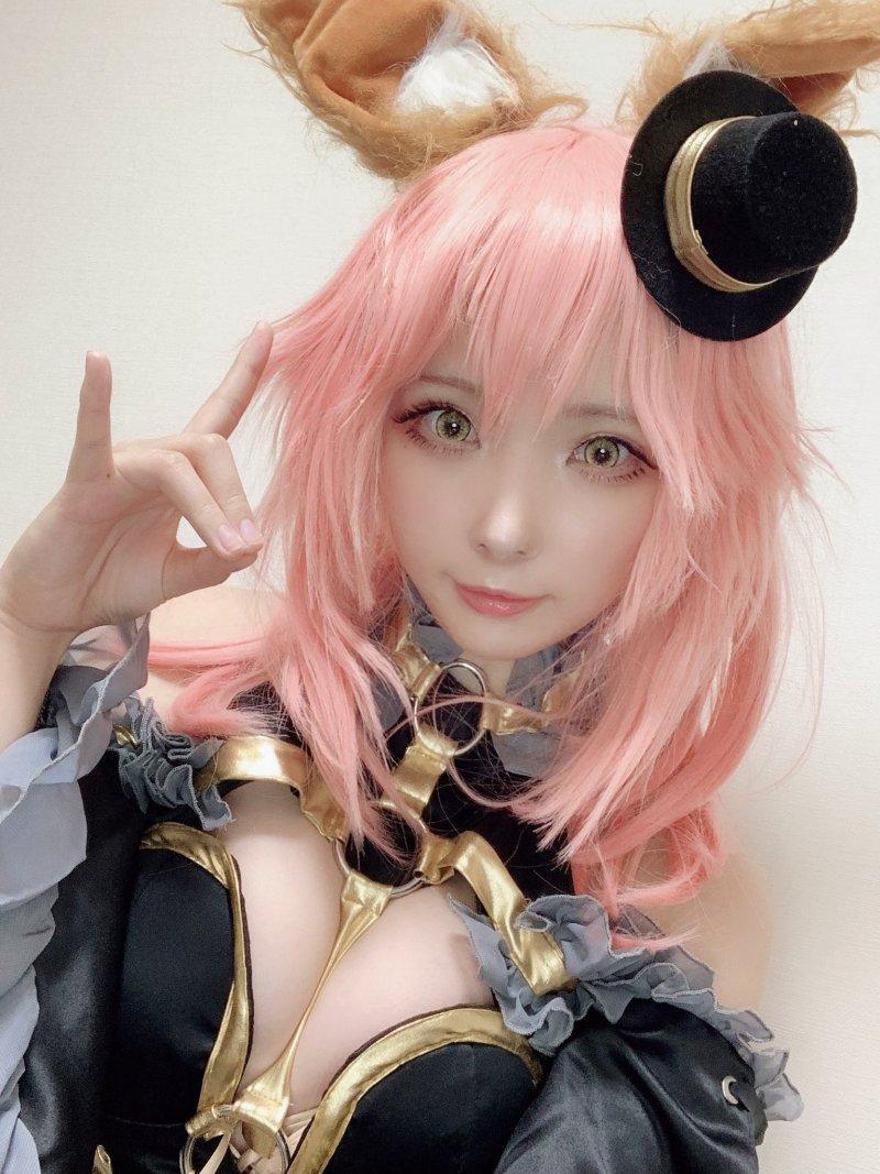 【Cosplay欣赏】日本樱花妹《イズ氏》COS美图集 长相甜美身材相当傲人！