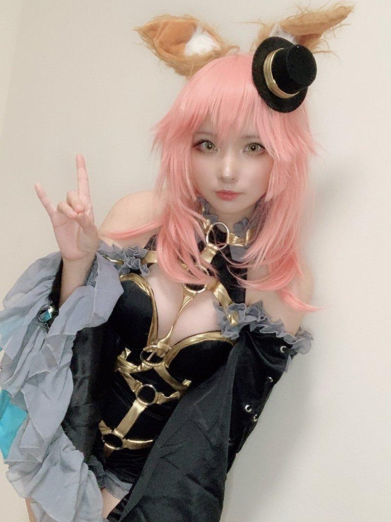 【Cosplay欣赏】日本樱花妹《イズ氏》COS美图集 长相甜美身材相当傲人！