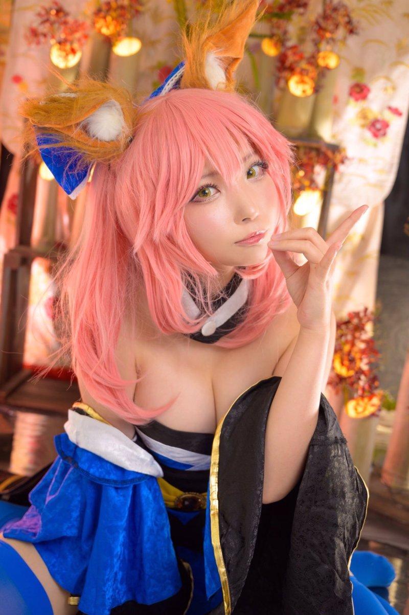 【Cosplay欣赏】日本樱花妹《イズ氏》COS美图集 长相甜美身材相当傲人！