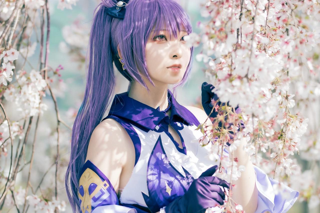 【Cosplay欣赏】日本COSER小姐姐《ウィケン》写真美图，长相甜美气质逼人！