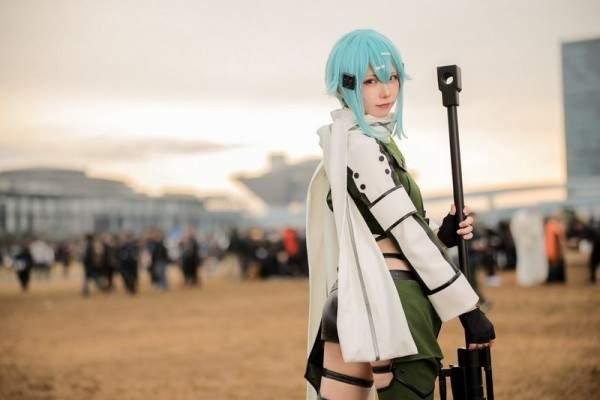 【Cosplay欣赏】C97 2000人的摄影师人墙这就是人气差距的代表吗？