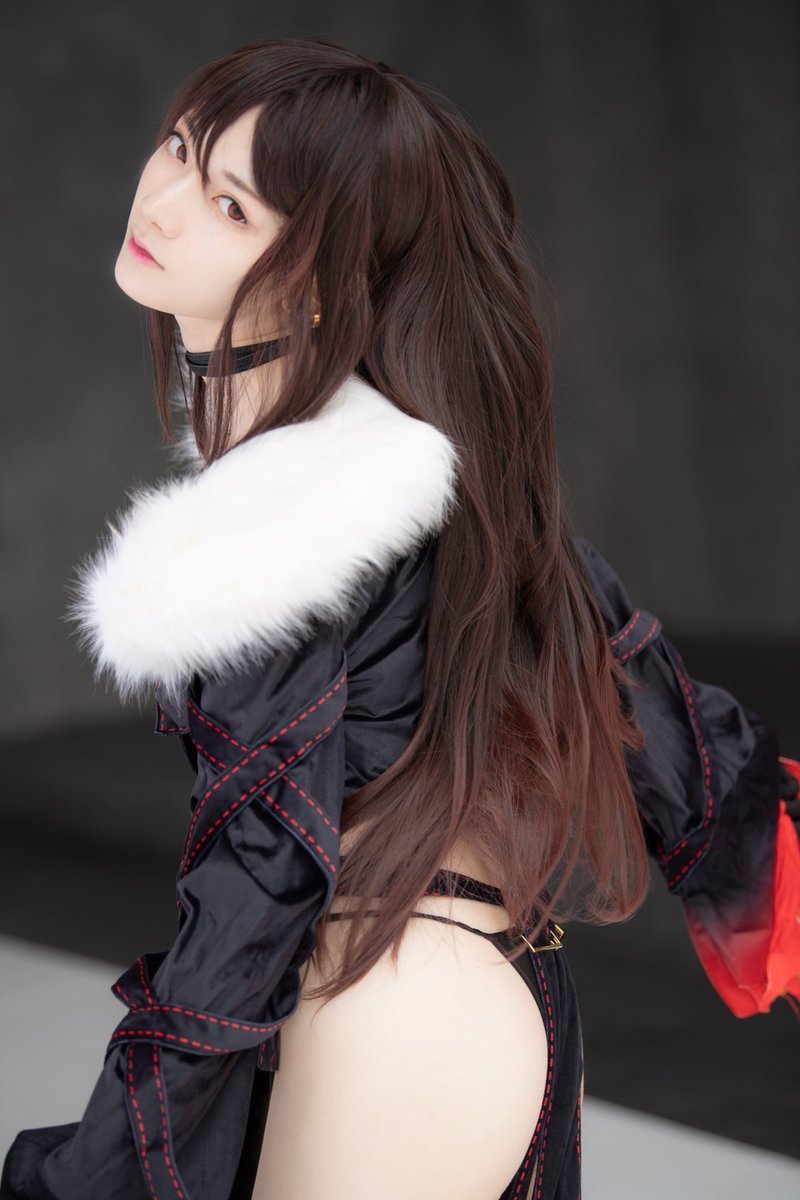 【COSPLAY欣赏】日本美女COS《FGO》虞美人 清凉装束性感火辣！