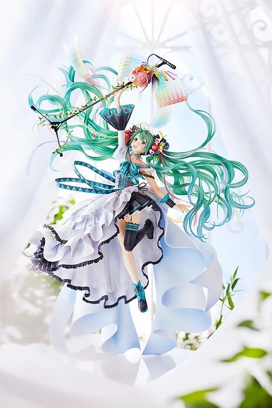 GSC 初音未来 10周年插画大赏 Memorial Dress 手办开定