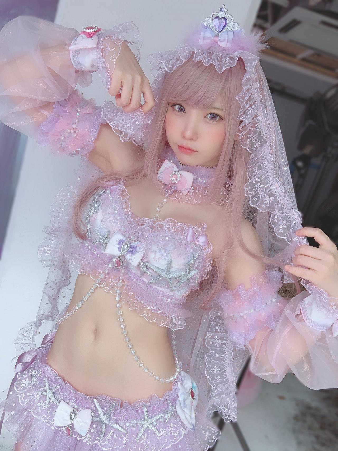 【COSPLAY欣赏】岛国美女Coser Enako美照 白皙肌肤身材相当有料！