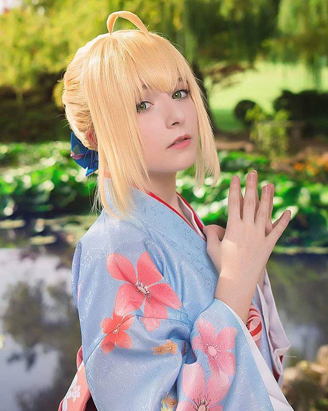 【COSPLAY欣赏】意大利妹子COS美图集 打破次元壁的少女骑士