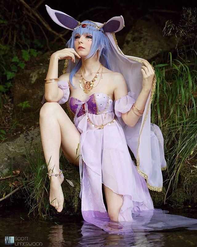 【COSPLAY欣赏】意大利妹子COS美图集 打破次元壁的少女骑士