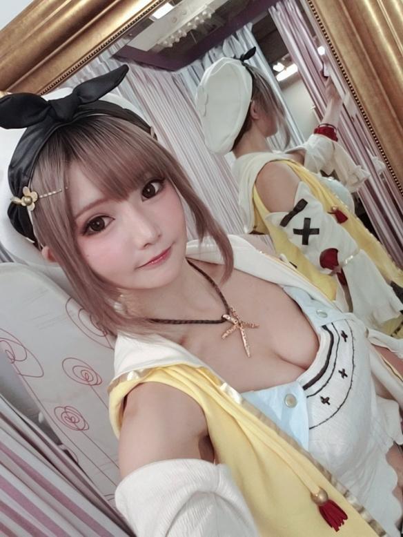 【Cosplay欣赏】甜美少女Kipi扮演《莱莎的炼金工房》