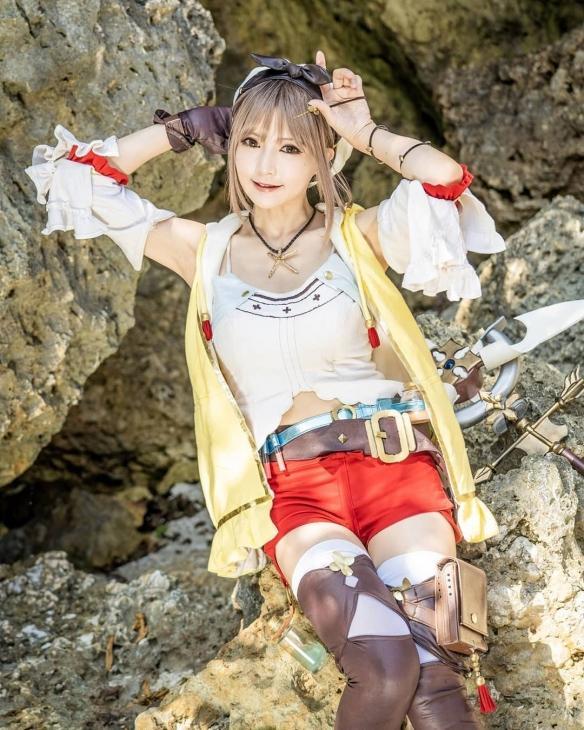 【Cosplay欣赏】甜美少女Kipi扮演《莱莎的炼金工房》