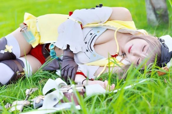 【Cosplay欣赏】甜美少女Kipi扮演《莱莎的炼金工房》