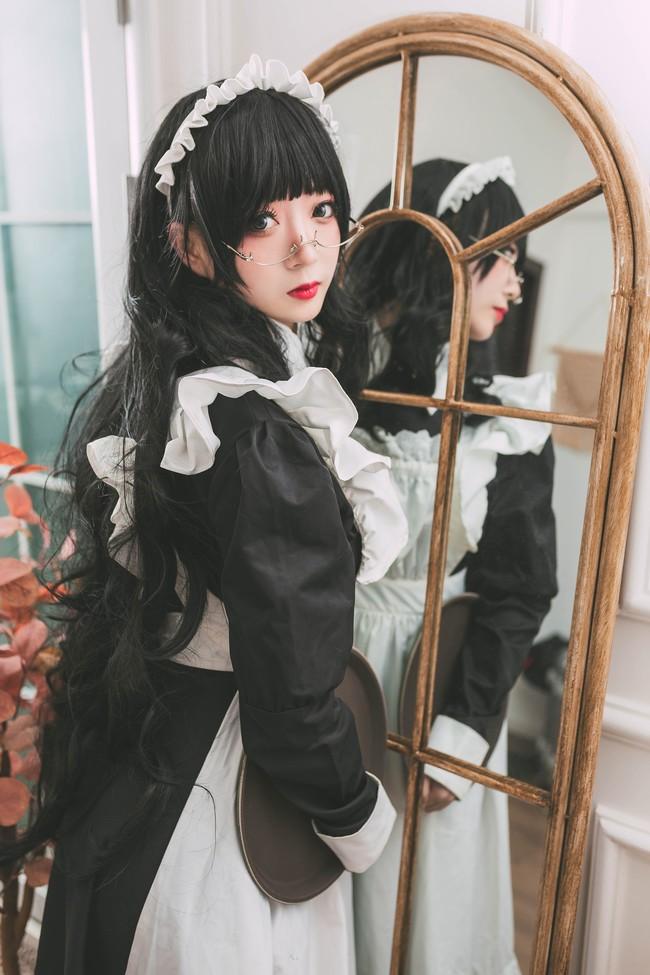 【Cosplay欣赏】眼镜娘传统女仆装，欢迎回来，主人~