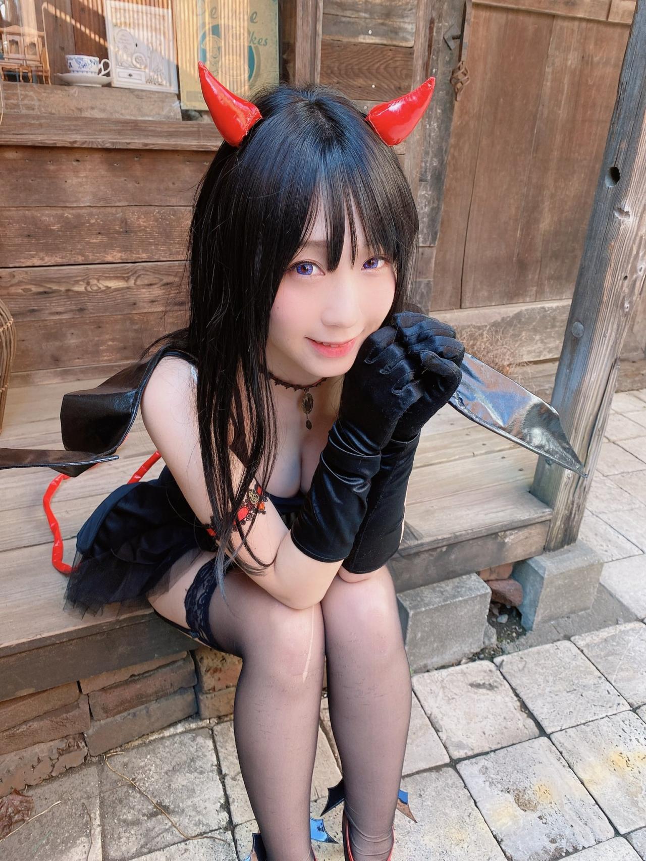 【Cosplay欣赏】伊织萌COS精灵娘 戴上精灵的耳朵又可爱又性感！