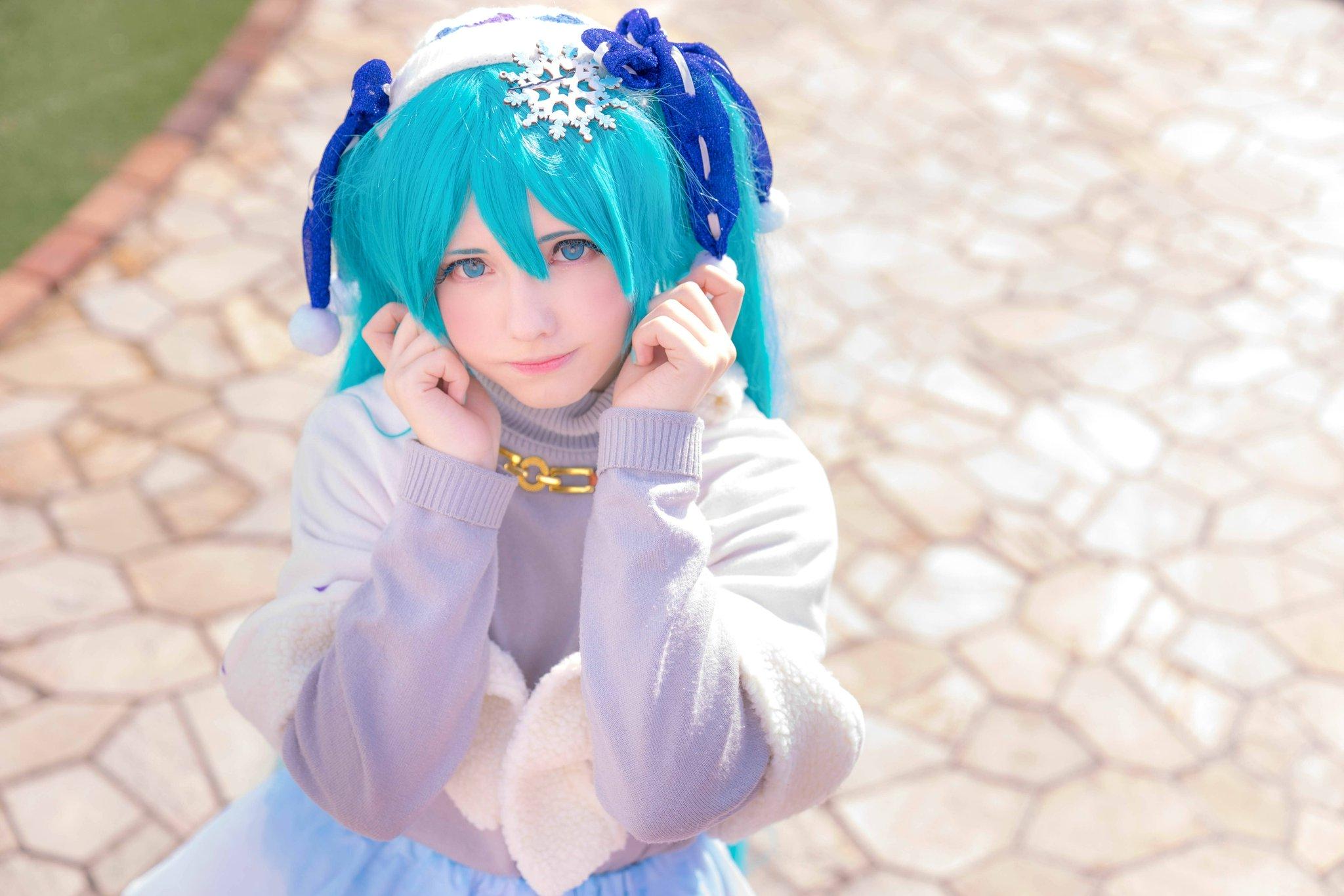 【Cosplay欣赏】俄罗斯萌妹《Saya Scarlet》超大份 初音ミク精选集！