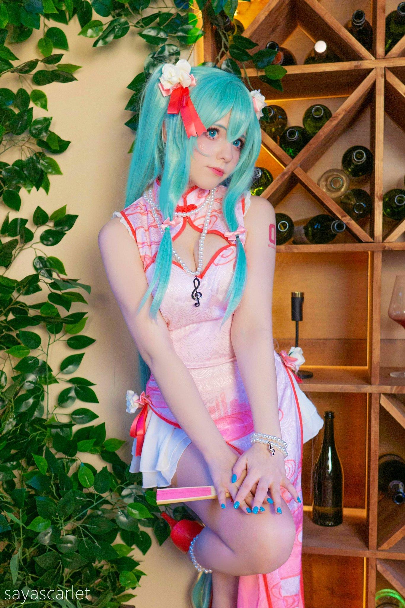 【Cosplay欣赏】俄罗斯萌妹《Saya Scarlet》超大份 初音ミク精选集！