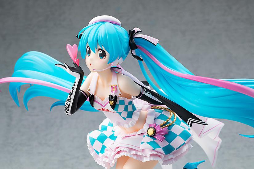 初音未来 赛车初音 RACING MIKU 2019 侧身主视觉图手办