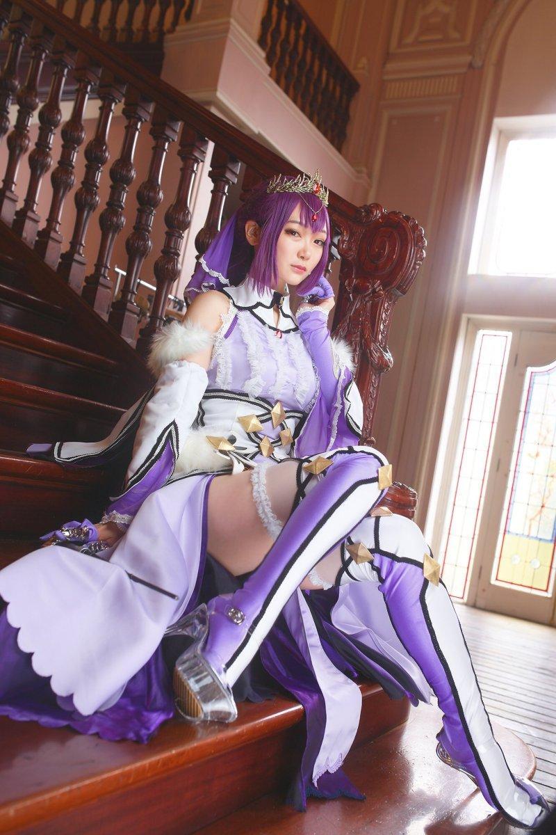 【Cosplay欣赏】日本COSER小姐姐美南ナミ美图 黑丝胶衣性感来袭