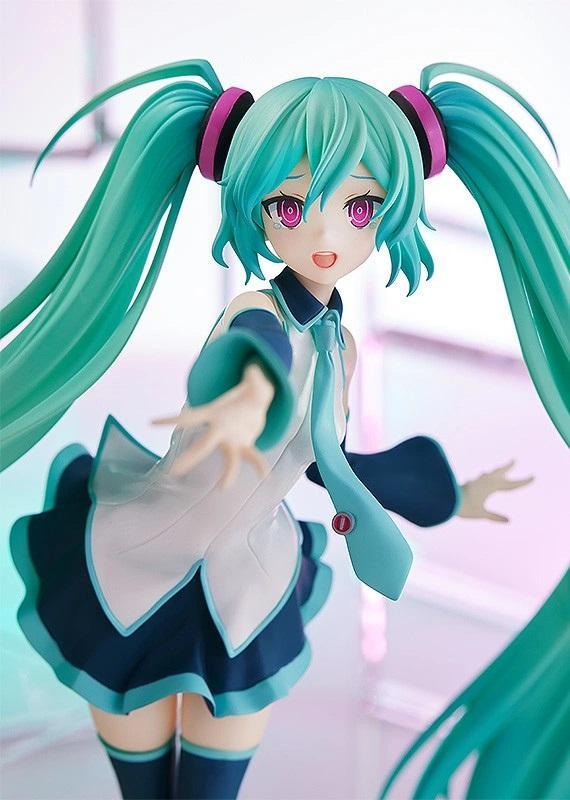 GSC《VOCALOID》初音未来 就算不被爱着但因为你在这里Ver. POP UP PARADEL手办，2022年10月发售！